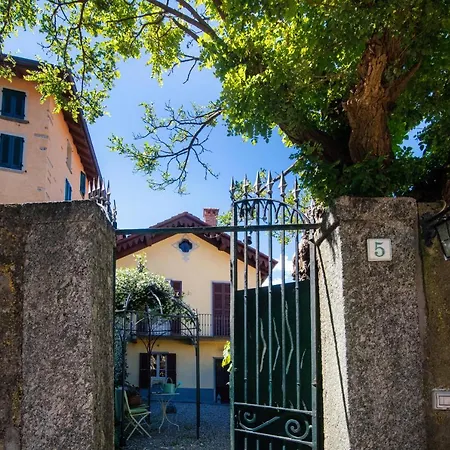 Charming House Bice - By Myhomeincomo *